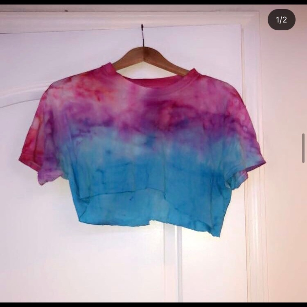 tie dye crop top
